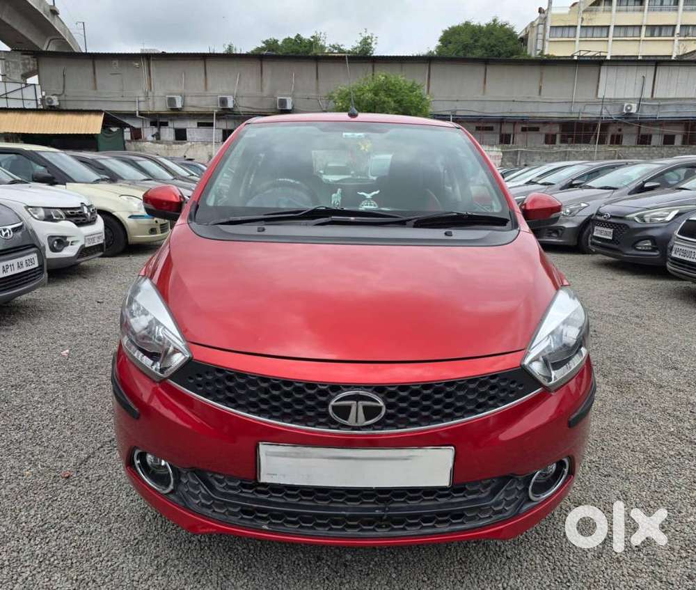 Tata Tiago 1.2 Revotron Xza, 2018, Petrol