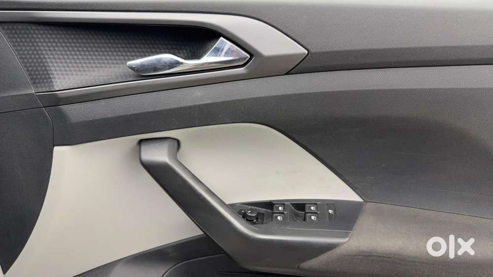 Skoda Kushaq 1.0 Tsi Ambition, 2022, Petrol