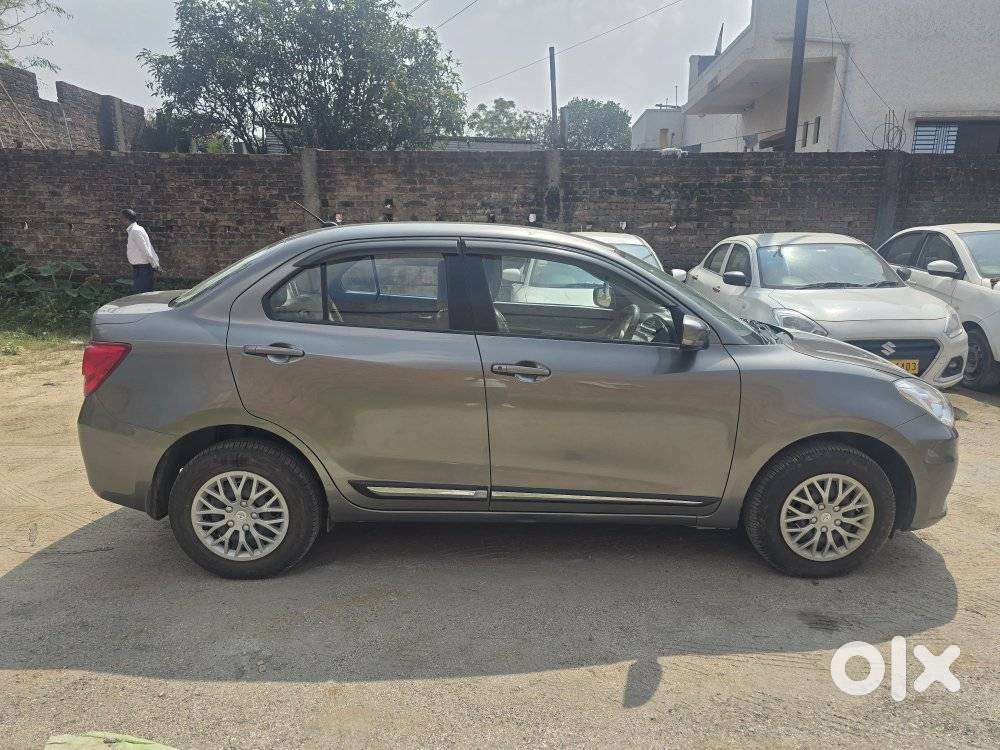 Maruti Suzuki Dzire 1.2 Vxi, 2022, Petrol