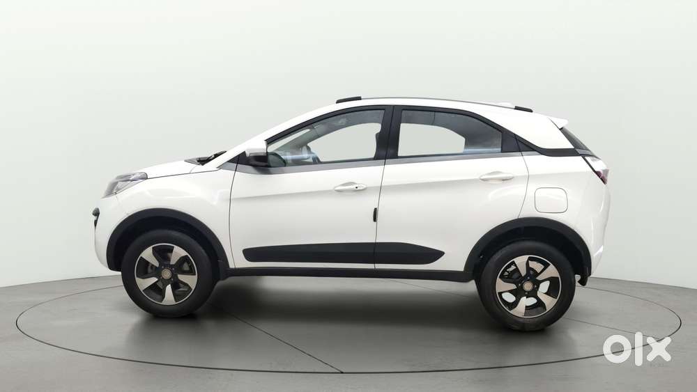 Tata Nexon 1.2 Revotron Xz Plus, 2018, Petrol