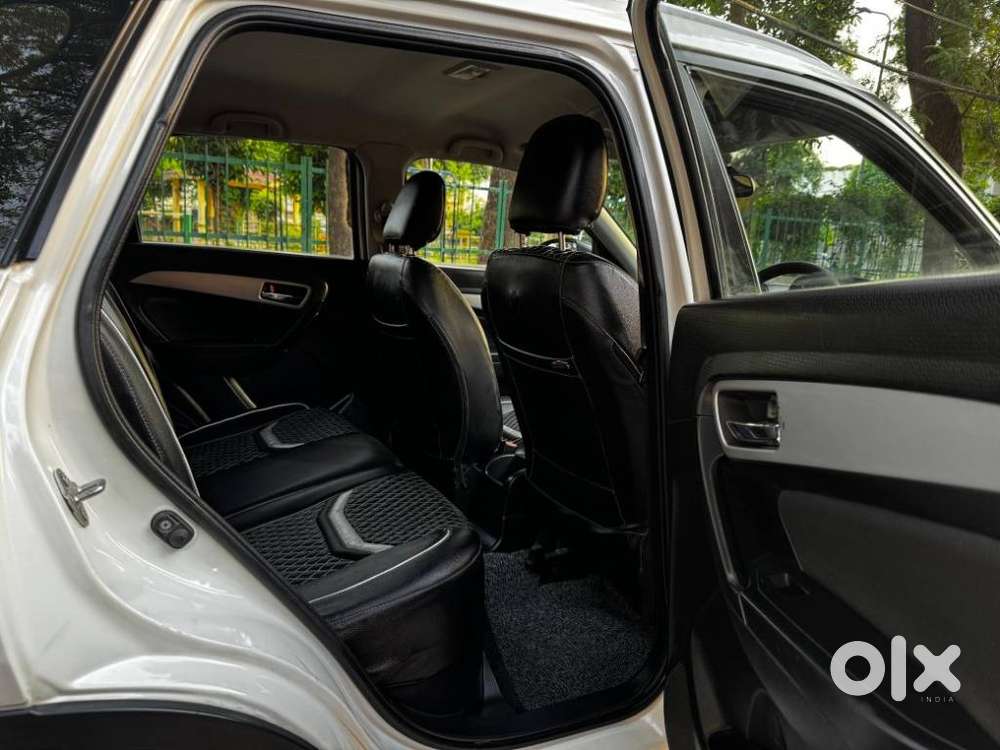 Maruti Suzuki Brezza 1.5 Zxi Smart Hybrid, 2021, Petrol