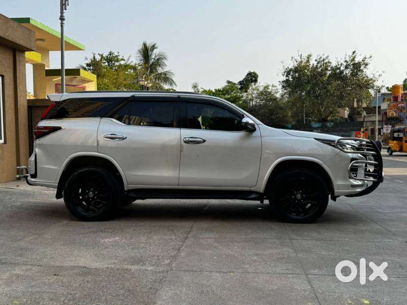 Toyota Fortuner Gr-s, 2023, Diesel