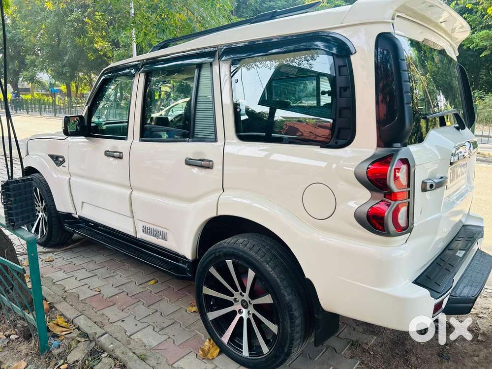 Mahindra Scorpio S5 Plus, 2022, Diesel