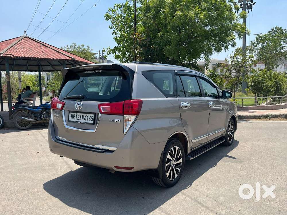 Toyota Innova Crysta 2.4 Gx Limited Edition At 7 Str, 2021, Diesel