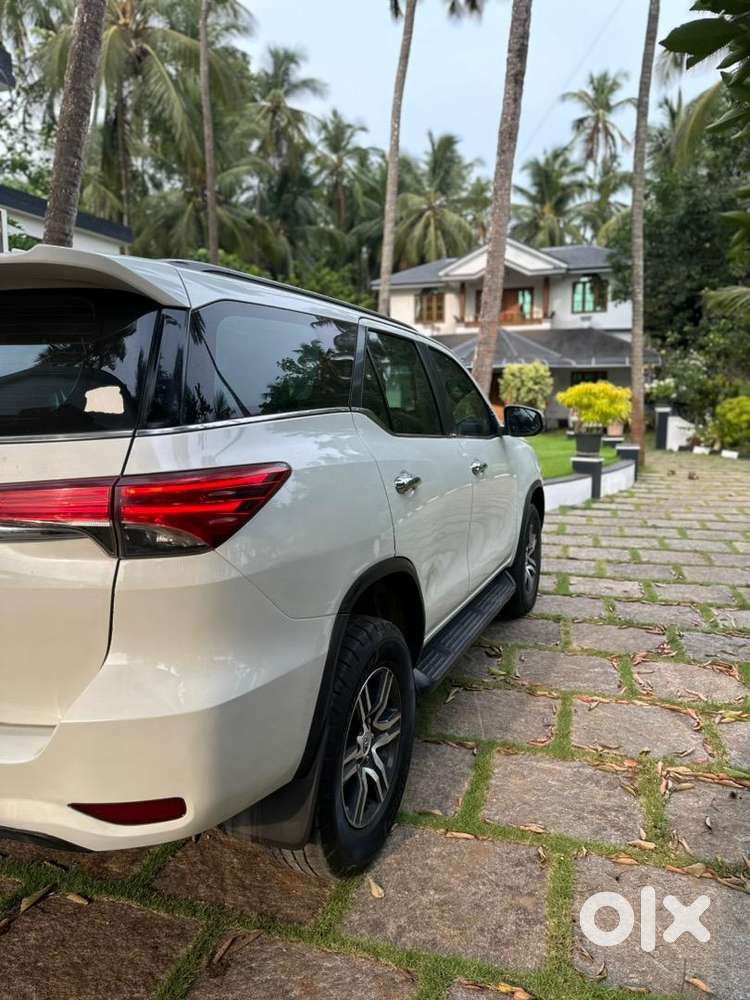 Toyota Fortuner 2018 Diesel Well Maintained