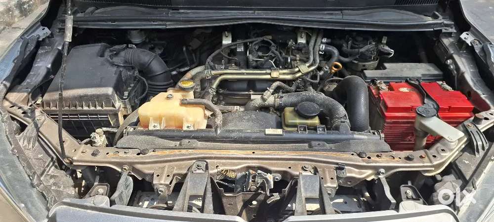 Toyota Innova Crysta 2.4v 2016