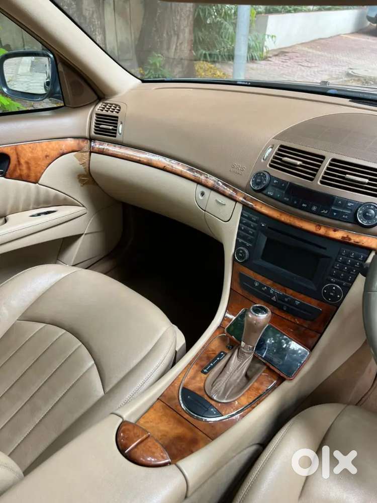 Mercedes-benz E-class 2009 E 220