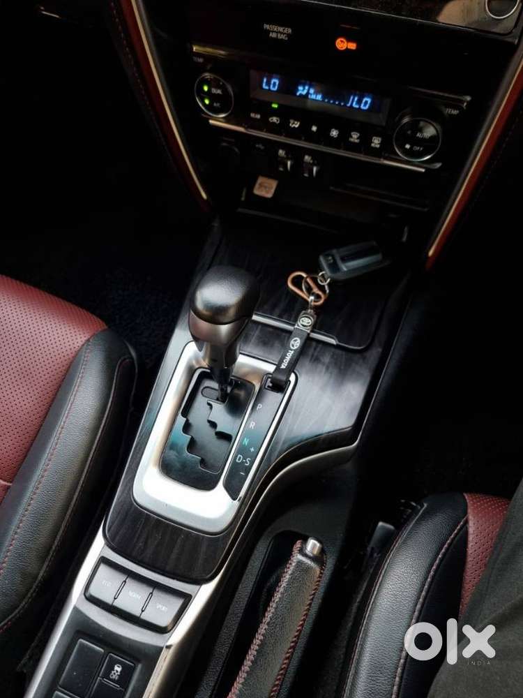 Toyota Fortuner Legender 4x2 At 2.8, 2022, Diesel