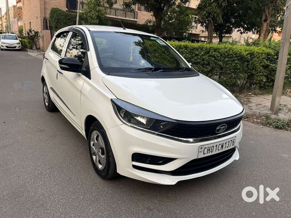 Tata Tiago 1.2 Revotron Xt (o), 2023, Petrol