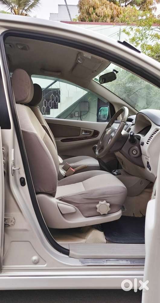 Toyota Innova 2.5 V 7 Str, 2014, Diesel