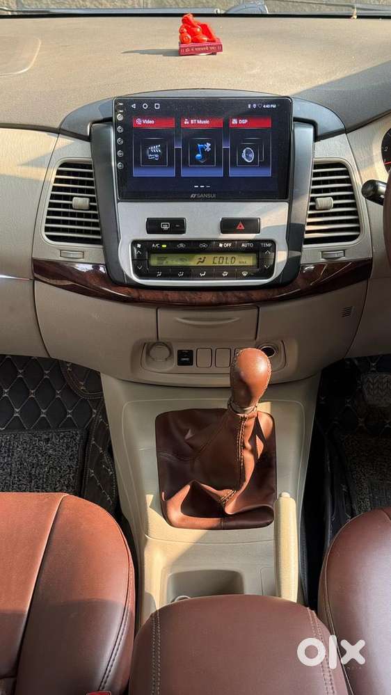 Toyota Innova 2.5 G (diesel) 8 Seater Bs Iv, 2015, Diesel