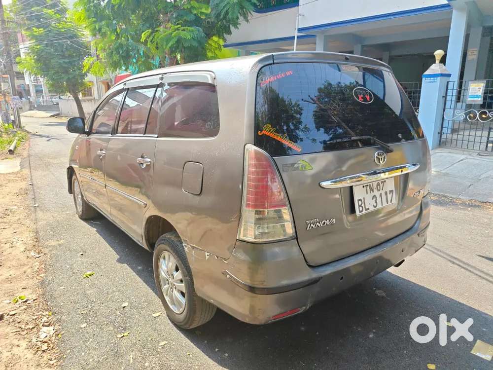 Toyota Innova 2011 2.5 V Diseal