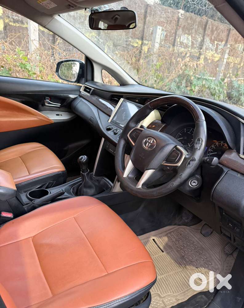 Toyota Innova Crysta 2.4 Gx Mt 8s, 2017, Diesel