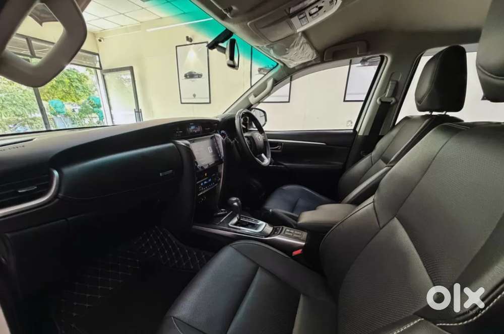 Toyota Fortuner 4x2 At 2.7 Petrol, 2025, Petrol