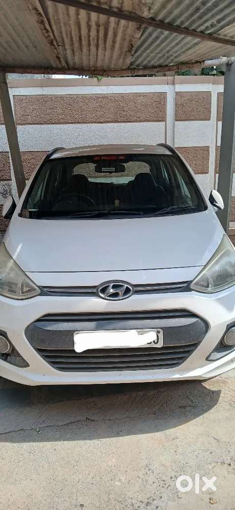 Hyundai Grand I10 2014 Petrol 130000 Km Driven