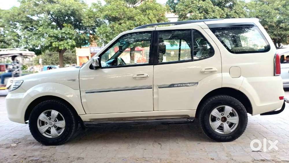 Tata Safari 4x4 Vx Dicor 2.2 Vtt, 2017, Diesel