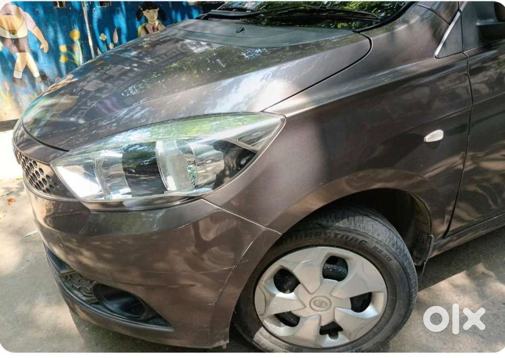 Tata Tiago Xt Rhythm 2018 (21k Kms Driven,brown) Is Pristine Condition