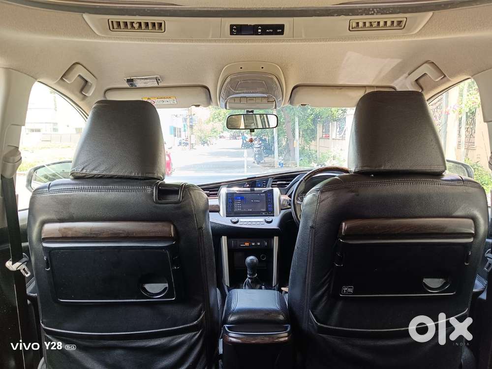 Toyota Innova Crysta