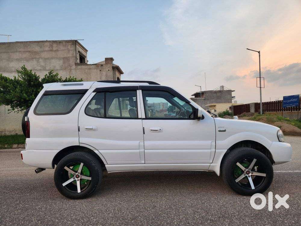Tata Safari Dicor 2.2 Lx 4x2, 2011, Diesel