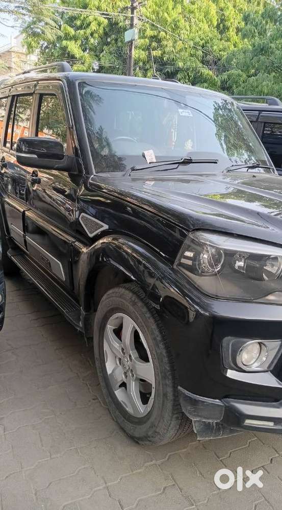 Mahindra Scorpio S11 Mt 7s, 2021, Diesel