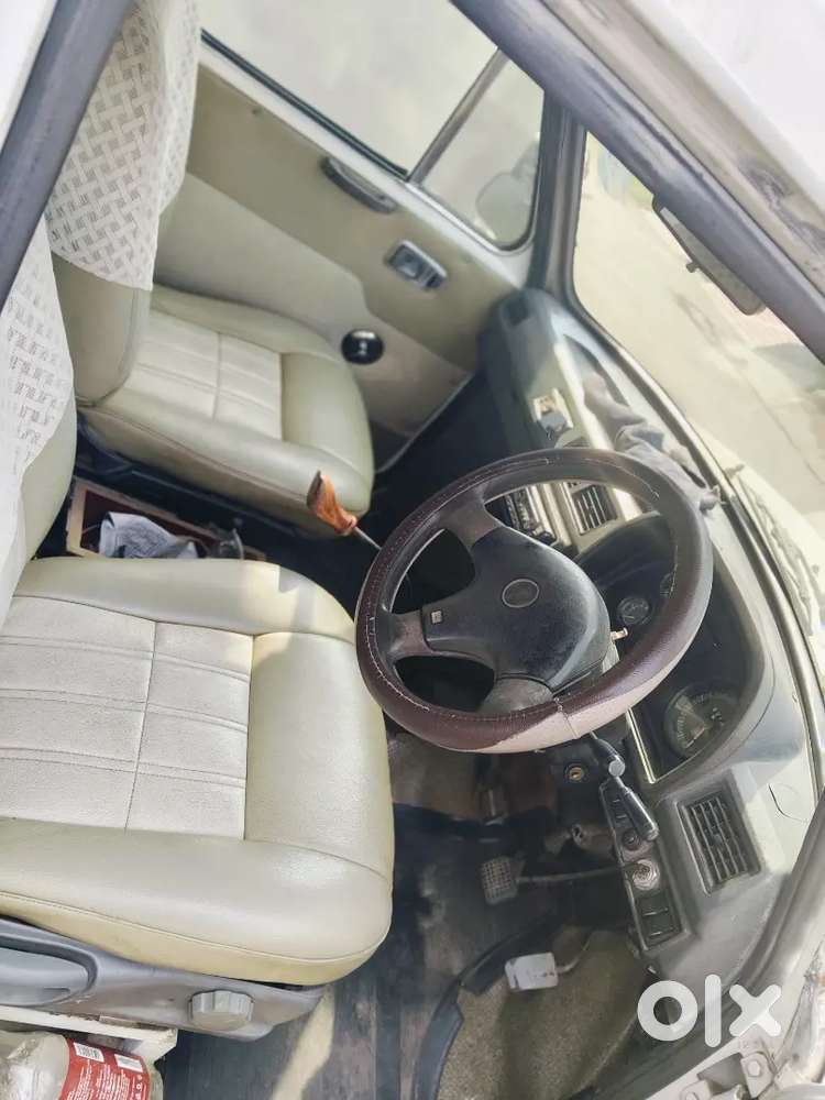 Ambassador Ambassador 2010 95000 Km Driven
