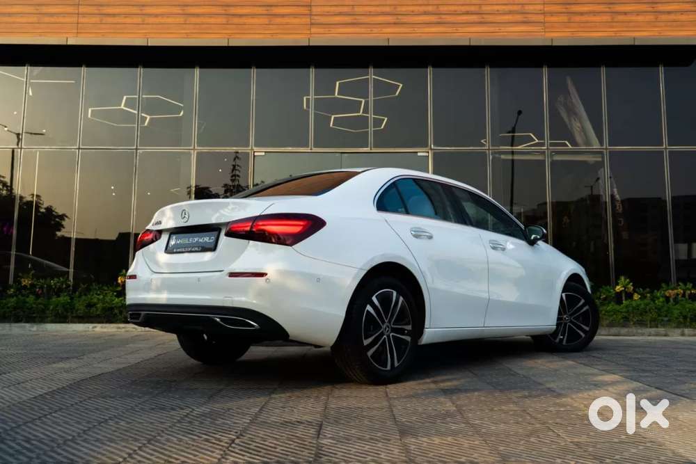 Mercedes-benz A-class Limousine 200, 2025, Petrol