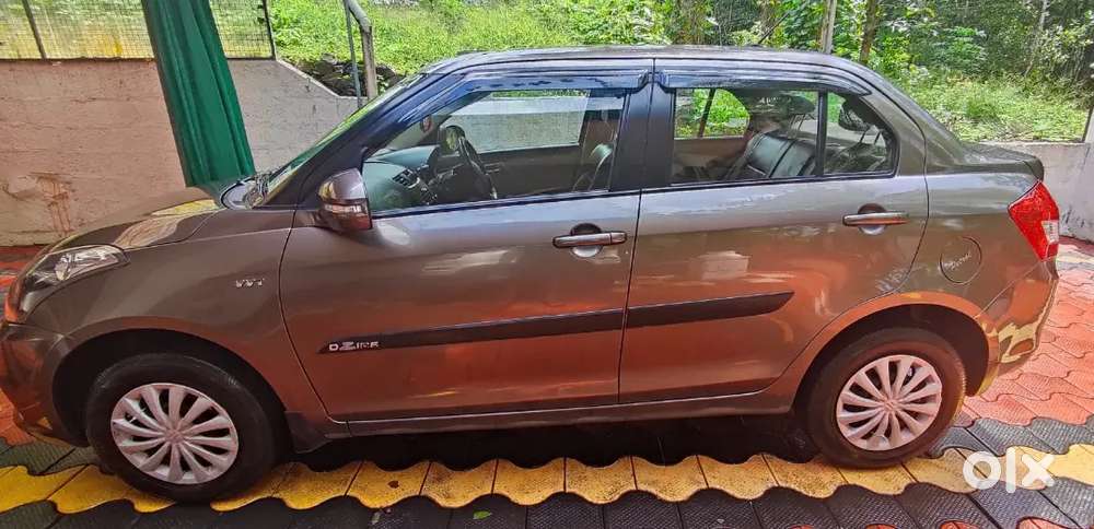 Maruti Suzuki Swift Dzire 2017 Petrol 62000 Km Driven