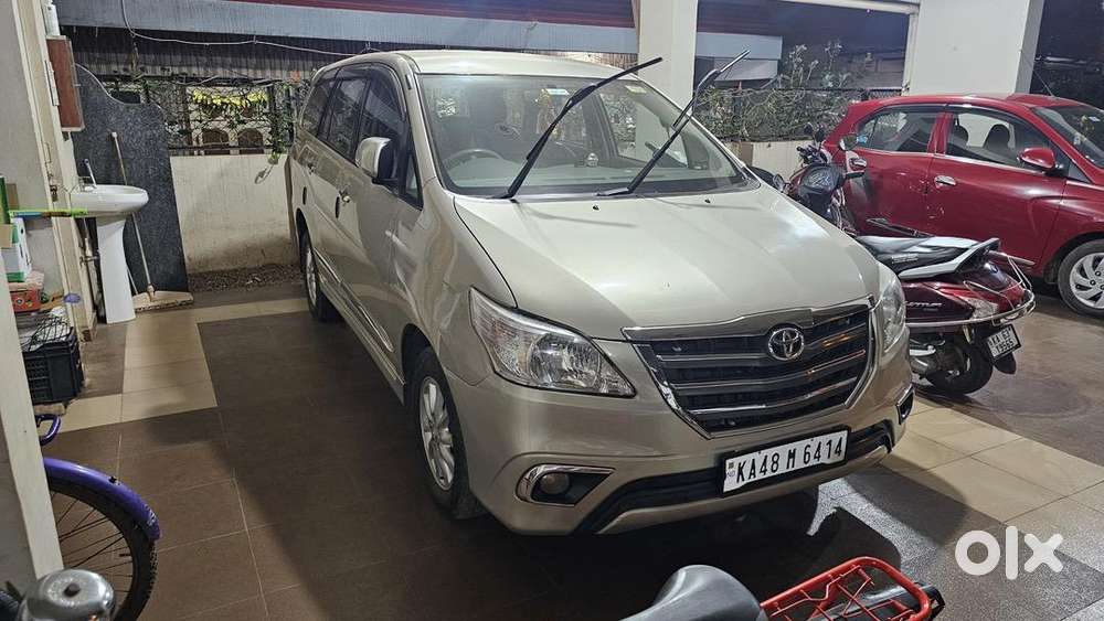 Toyota Innova Diesel 2014