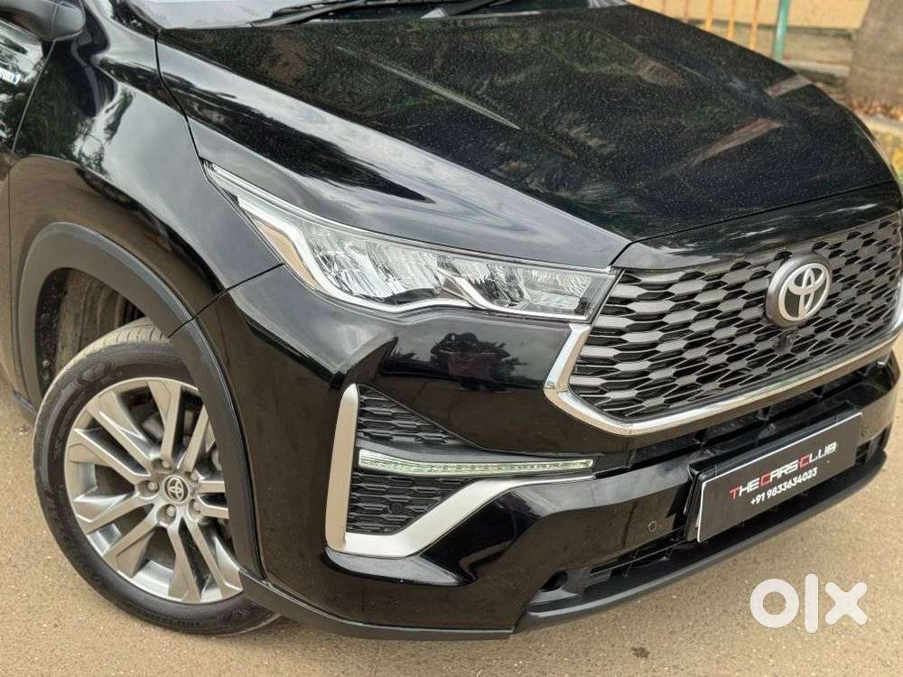 Toyota Innova Hycross 2.0 Zx Hybrid 7 Str, 2023, Petrol