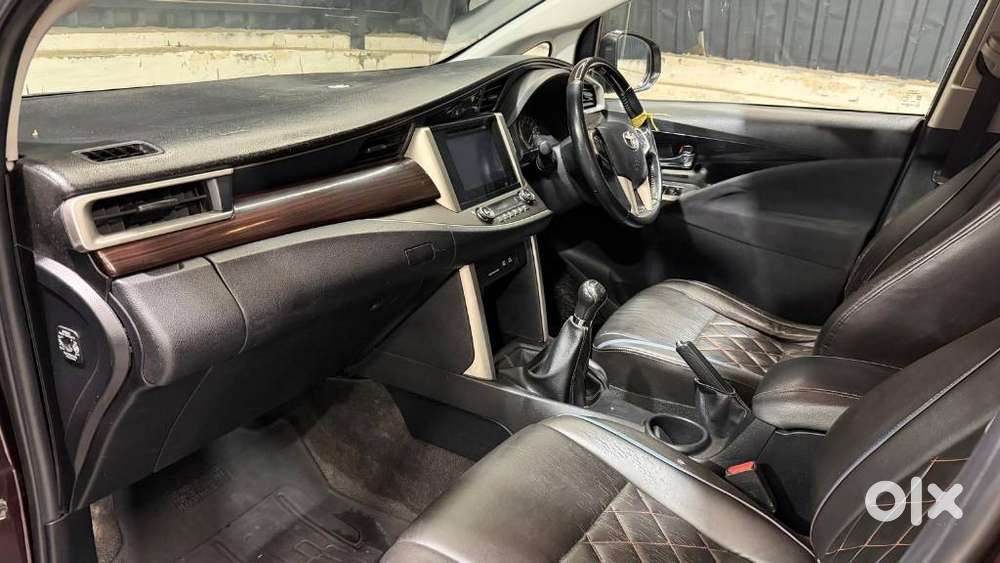 Toyota Innova Crysta 2.4 V 7 Str, 2017, Diesel