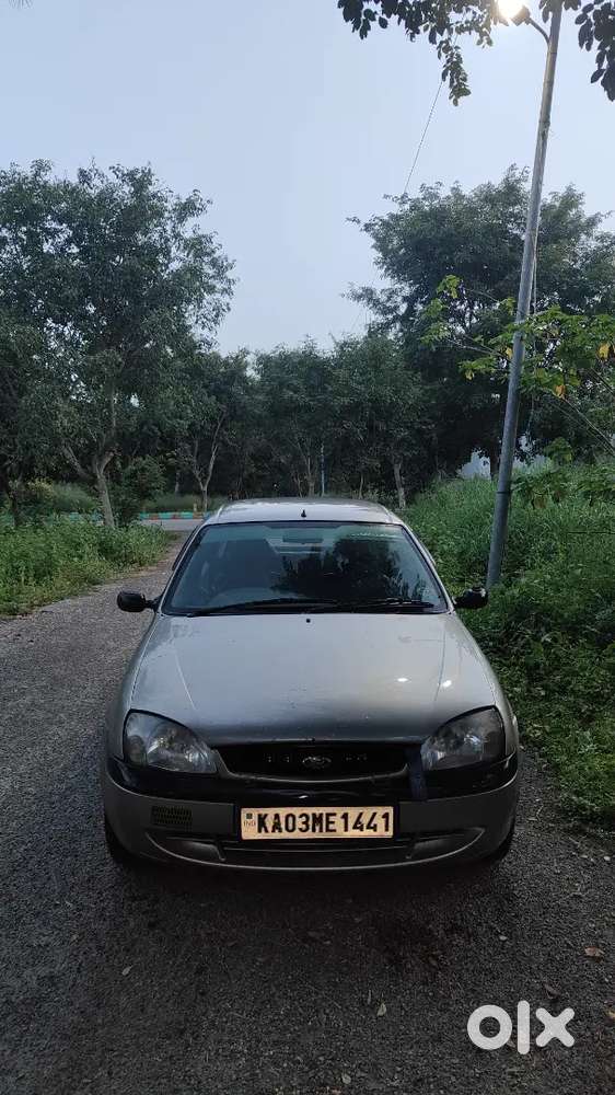 Ford Ikon 1.3l Flair 2004