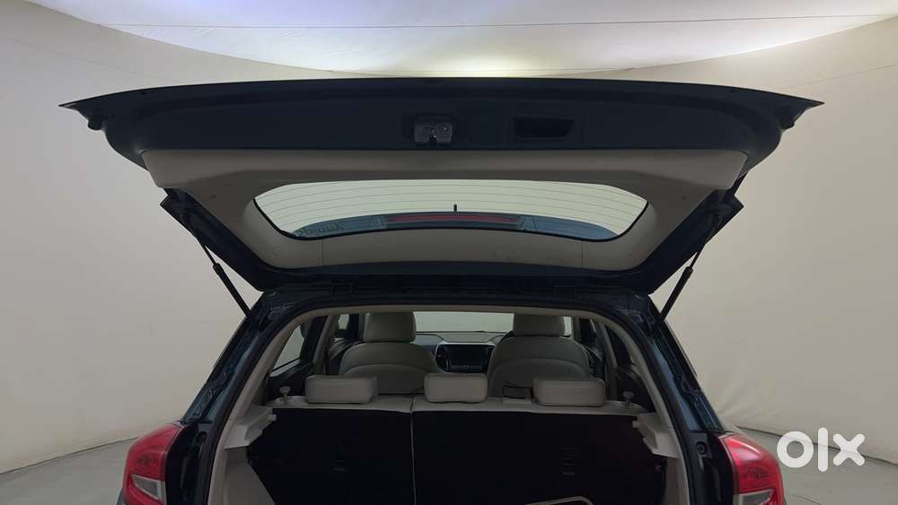Mahindra Xuv300 W8 Option, 2019, Petrol