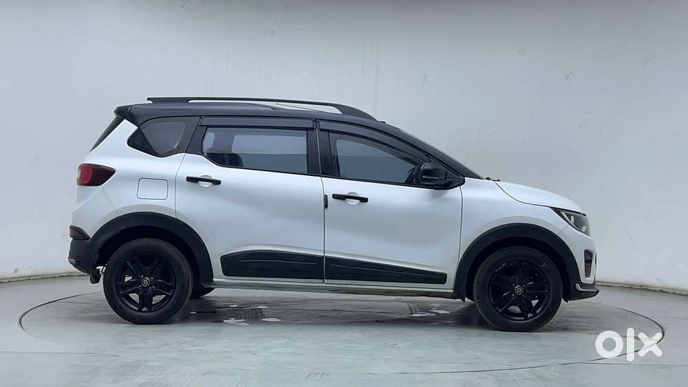 Renault Triber Rxz Easy-r Amt Dual Tone, 2022, Petrol