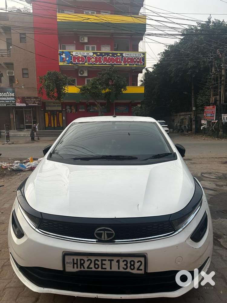 Tata Altroz Petrol 2022