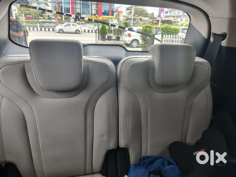 Mahindra Xuv700 2.2 Ax 5 Diesel Mt 7 Str, 2022, Diesel