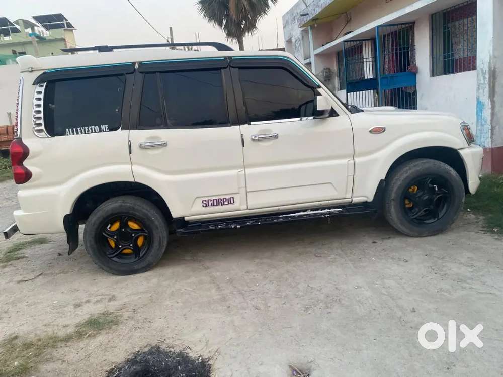 Mahindra Scorpio 2011 Diesel 80000 Km Driven