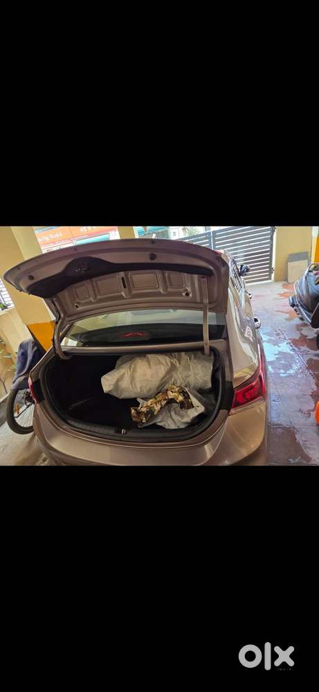 2017 (dec) Hyundai Verna 1.6 Crdi Sx (diesel)  Py-01