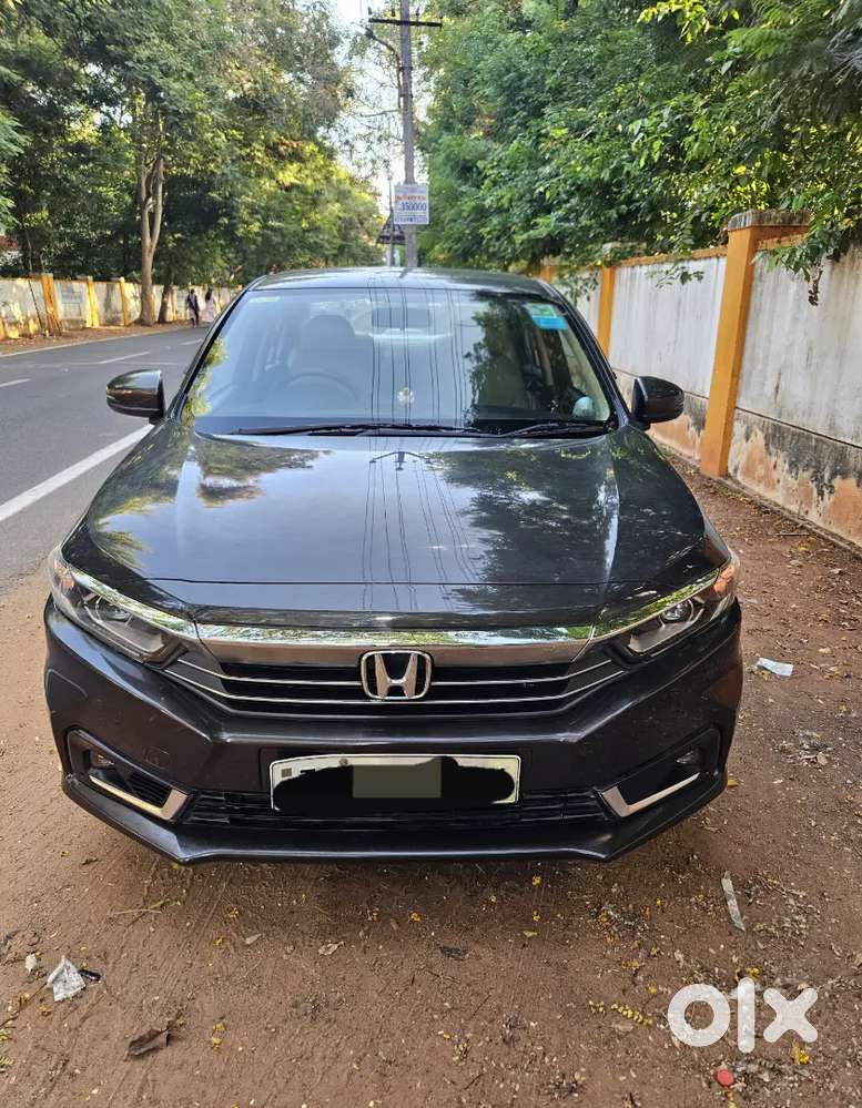 Honda Amaze 2023 Top End Automatic - Well Maintained - 27000kms Only