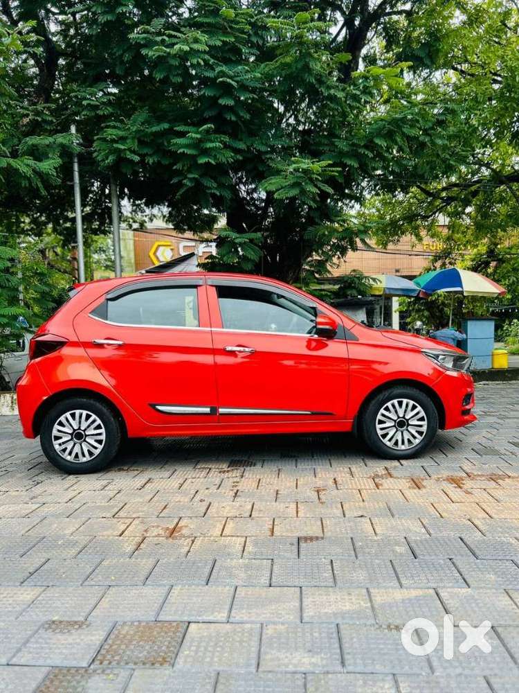 Tata Tiago 1.2 Revotron Xt (o), 2021, Petrol