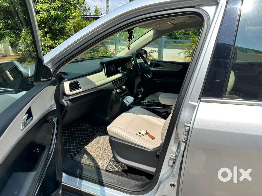 2022 Xuv700 Ax7 L Diesel At  Pristine White Interiors  New Tires