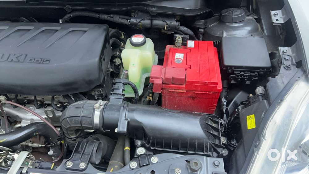 Maruti Suzuki Dzire Vdi Amt, 2017, Diesel