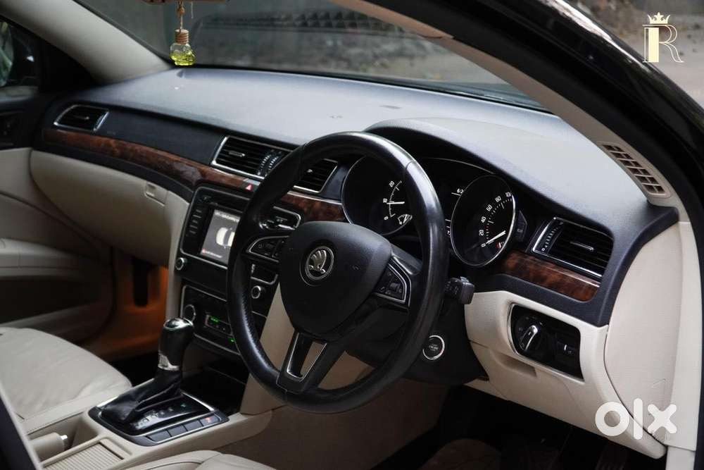 Skoda Superb 1.8 Elegance Tsi At, 2015, Petrol