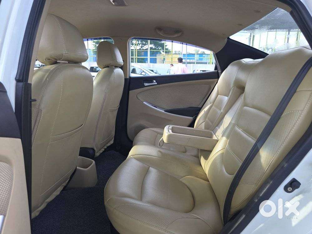 Hyundai Verna, 2011, Petrol