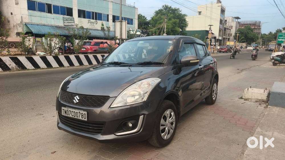 Maruti Suzuki Swift Vxi Abs Bsiv, 2015, Petrol