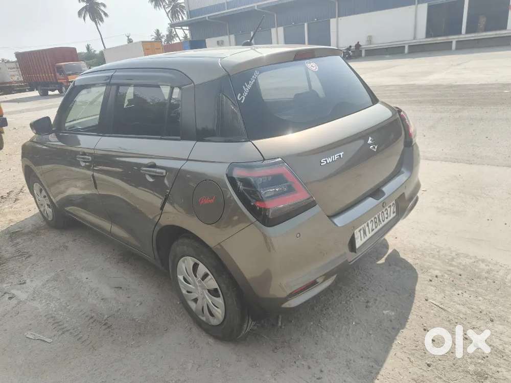 Maruti Swift 2025 Petrol 22000 Km Driven, Automatic