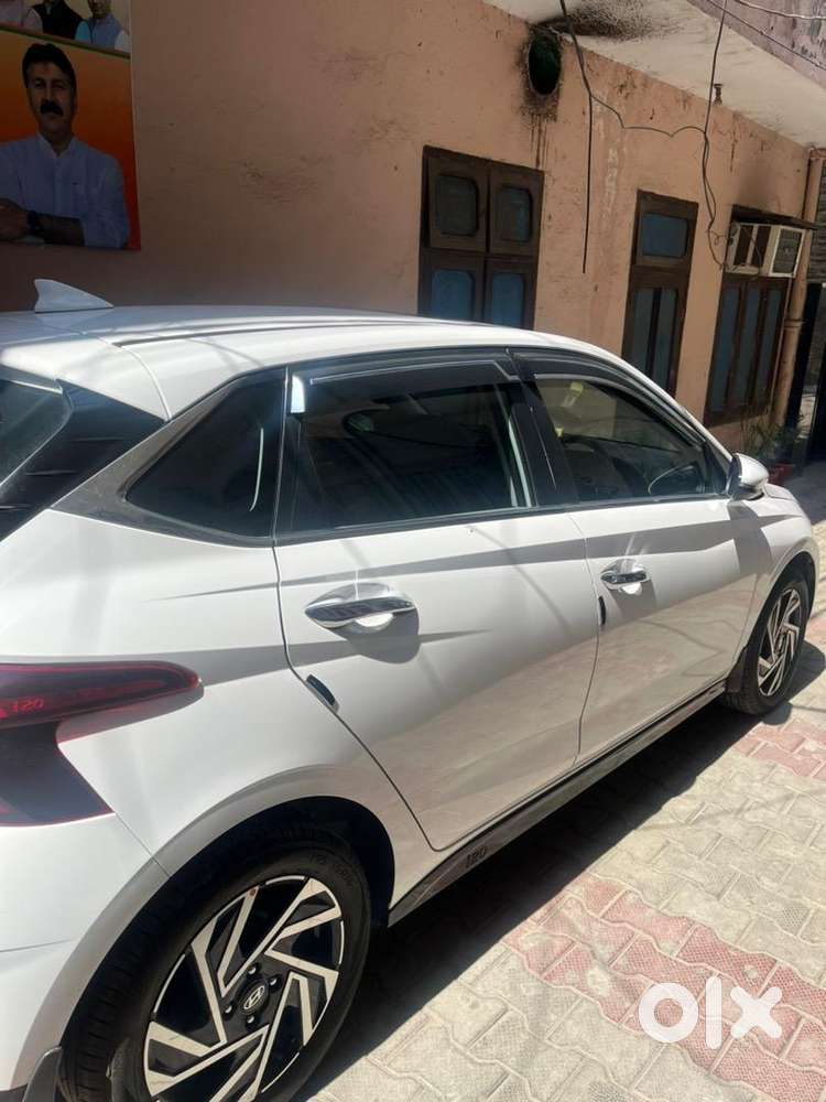 Hyundai New I20 2024 Petrol 6000 Km Driven