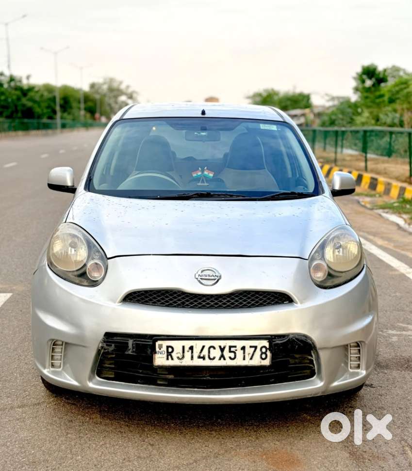 Nissan Micra Cvt Xv, 2014, Petrol