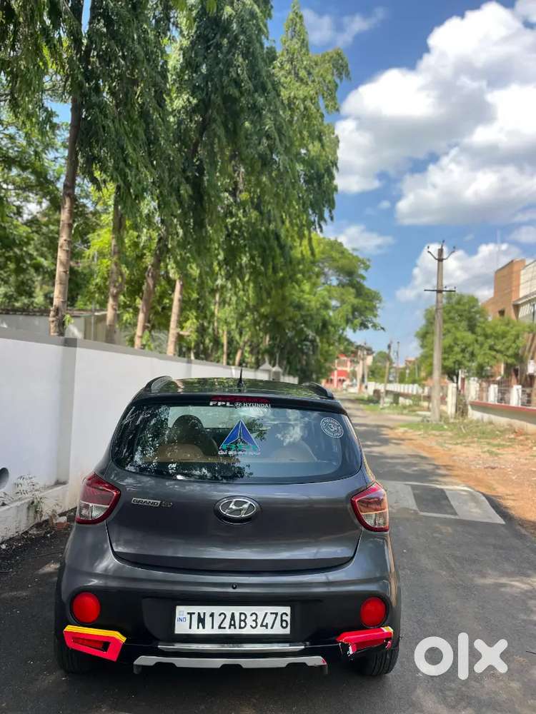 Hyundai Grand I10 Prime 2018 Petrol Full Company Service Record