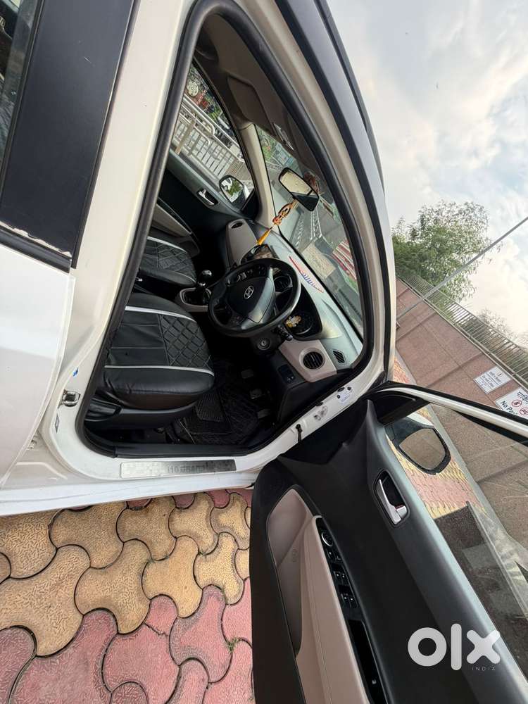 Hyundai Grand I10 Sportz 1.2 Kappa Vtvt, 2016, Petrol