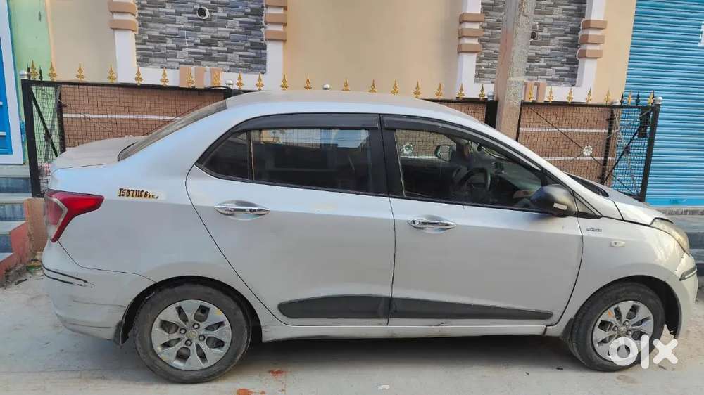 Hyundai Xcent 2016